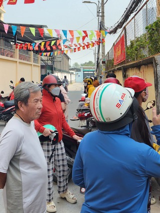 Sở GD-ĐT TP.HCM chỉ đạo khẩn về bữa ăn bán trú đang gây bức xúc