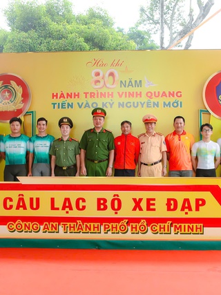 Hồi sinh đội xe đạp Công an TP.HCM, vẽ lại bản đồ xe đạp Việt Nam 