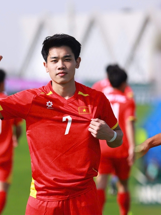 U.23 Việt Nam 'đánh nhanh thắng nhanh' Jordan, đứng đầu bảng A: Trận đấu của VAR, Đình Bắc và Hiểu Minh