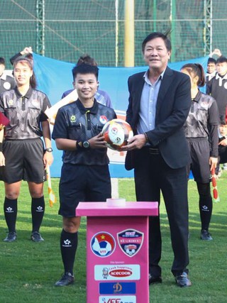 HLV Mai Đức Chung tìm nhân tài tại giải bóng đá nữ vô địch U.19 quốc gia - Cúp Acecook 2026