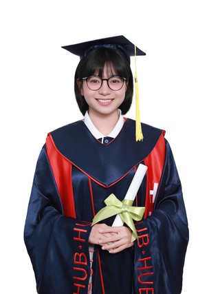 Lan tỏa trên mạng xã hội: Nữ sinh viên viết thư tay cảm ơn các ân nhân