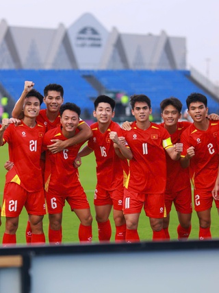 Ông 'Sáu Sang' vẫn quá son với Thuận và Phát, U.23 Việt Nam càng đá càng hay!