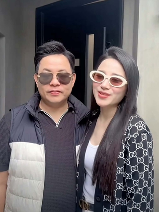 Tố My đến thăm cơ ngơi của Quang Lê tại Mỹ
