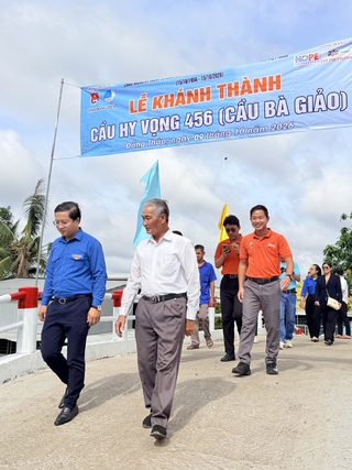 Thanh niên Đồng Tháp khánh thành những cây cầu Hy vọng trị giá gần 1,9 tỉ đồng