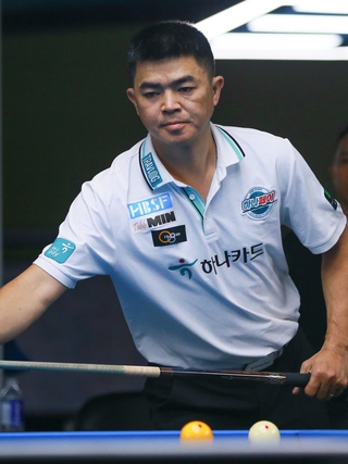 Billiards: Đánh bại cao thủ Hàn Quốc, Nguyễn Quốc Nguyện thẳng tiến bán kết PBA Tour