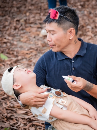 Mưa gió quật đổ sân khấu 'Bố ơi mình đi đâu thế?' và những chuyện hậu trường