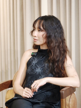 Mỹ Anh từ chối tiền của cha mẹ, loay hoay làm show ở Mỹ