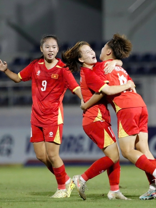 U.17 nữ Việt Nam hiên ngang giành vé VCK châu Á sau 3 trận toàn thắng: VFF thưởng 900 triệu đồng