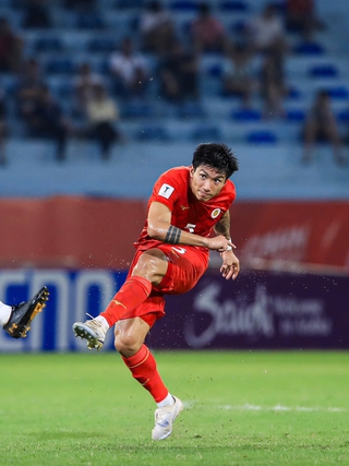 Chơi rất hay ở AFC Champions League, Đoàn Văn Hậu có cơ hội trở lại đội tuyển Việt Nam?