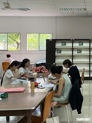 Có bằng đại học vẫn chưa đủ để tìm việc