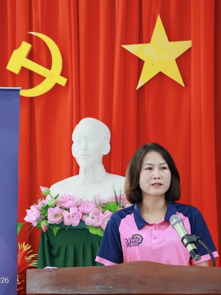 Quả bóng vàng nữ Việt Nam Ngọc Châm làm giảng viên khóa học dành cho trẻ em gái
