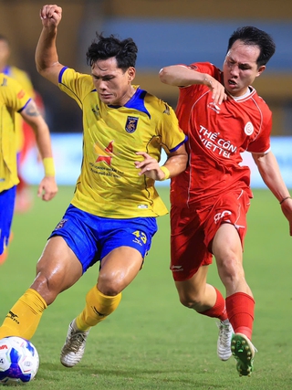Thể Công Viettel bị Bắc Ninh cầm hòa 2-2: Thủng lưới phút 90+10, quá đau cho HLV Popov