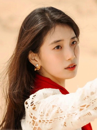 'Tình đầu quốc dân' Suzy giàu đến mức nào?