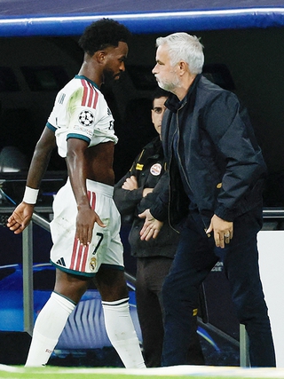 Jose Mourinho vẫn rất đặc biệt