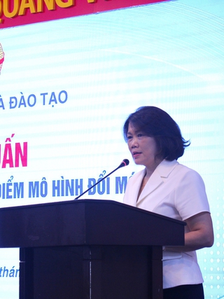 Bộ GD-ĐT: Thí điểm không được làm phát sinh hồ sơ, sổ sách, áp lực đội ngũ