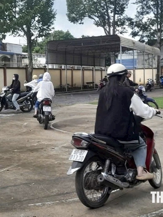 Đề thi bằng lái xe sắp tăng câu hỏi, nhiều người trẻ 'chạy nước rút' đi thi