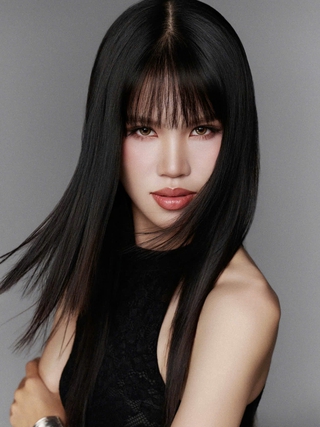 Nữ vận động viên bóng chuyền cao 1,86 m gây chú ý ở 'The Face Vietnam'