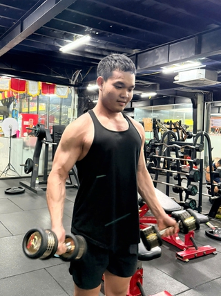 Chàng trai từng nặng 120 kg và hành trình đoạt huy chương vàng thể hình