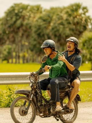 'Trại buôn người' vượt 1 phim của Trấn Thành, ê kíp hé lộ MV đặc biệt