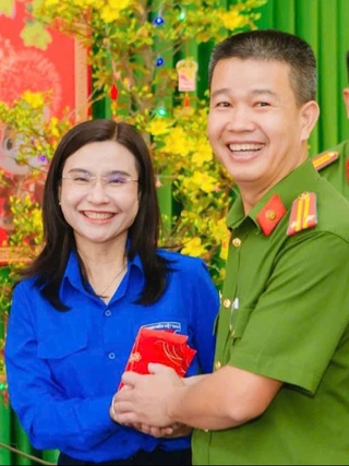 T.Ư Đoàn thăm và động viên các đơn vị làm nhiệm vụ trực tết tại TP.HCM