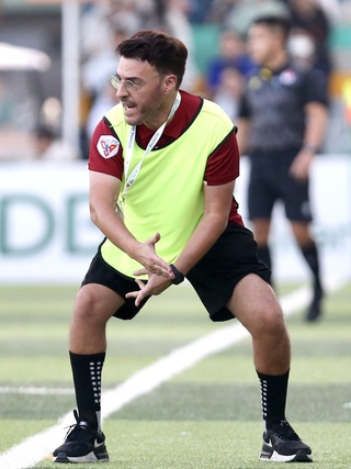 HLV châu Âu dẫn dắt đội bóng miền Tây dự VCK TNSV THACO cup 2026