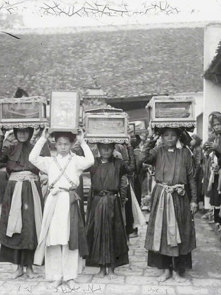 Yêu cầu báo cáo về 'mộc bản - dấu trấn trạch' phủ Tiên Hương