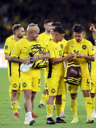 Truyền thông khu vực: Thật ngạc nhiên vì CAS cũng quá khó khăn, chưa thể phán quyết vụ nhập tịch lậu