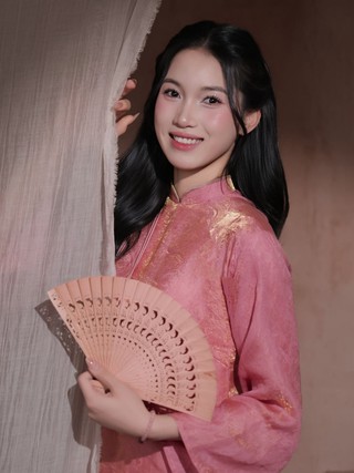 Hậu trường: 'Nàng thơ' bóng chuyền Việt Nam khoe sắc xuân