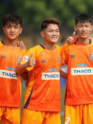Trường CĐ FPT Polytechnic: Thầy trò HLV Đông Triều quyết chiến cho giấc mơ 'vàng'