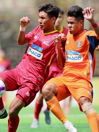 So kè quyết liệt