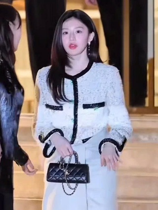 Go Yoon Jung khiến Chanel 'nóng mắt' vì hành động kém duyên với tư cách đại sứ