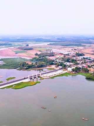 Hồ Dầu Tiếng và hồ Tha La không được san lấp