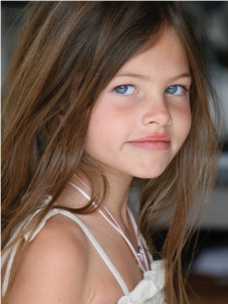 Người mẫu mệt mỏi vì danh xưng 'cô gái đẹp nhất thế giới'