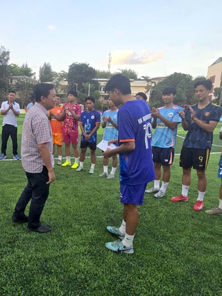 Lời dặn dò và khoản 'thưởng nóng' đặc biệt của Hiệu trưởng Trường ĐH Nha Trang