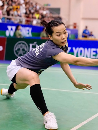 Nguyễn Thùy Linh thắng cực hay, tiếp tục chạm trán đối thủ 'khủng' ở giải cầu lông Thụy Sĩ mở rộng