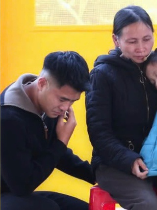 Vì sao cầu thủ Hà Đức Chinh bật khóc trong show thực tế?