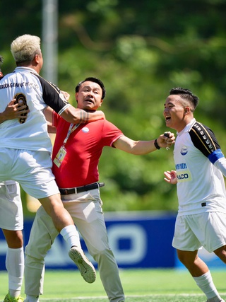 Ngày Trường ĐH Thủy lợi 'hạ bệ' đương kim vô địch