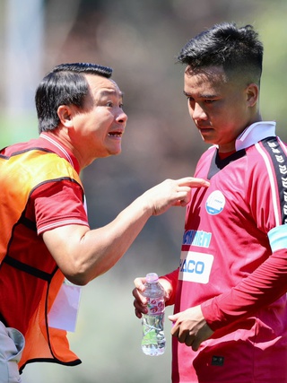 Lần cuối rực rỡ của nhạc trưởng tài hoa ở giải đấu danh giá