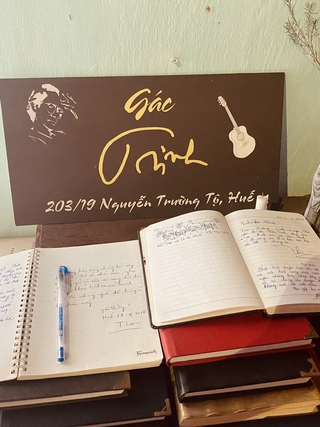 Xúc động những dòng lưu bút nhớ nhạc sĩ Trịnh Công Sơn nơi Gác Trịnh