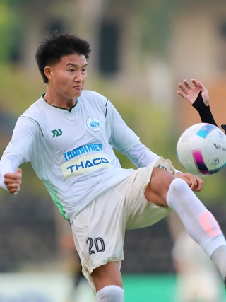 Lộ diện 2 trận bán kết nảy lửa