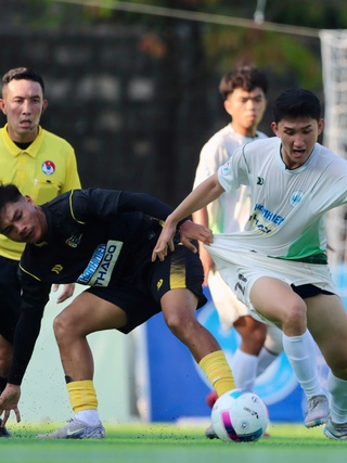 Trường ĐH Quốc gia Malaysia 2–0 Trường ĐH Nha Trang: Cùng nhau vào bán kết