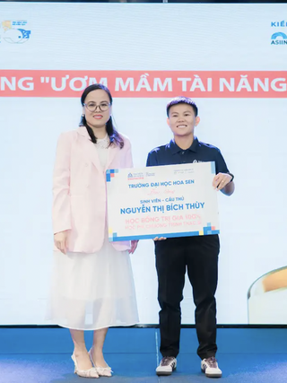 Trường ĐH Hoa Sen trao học bổng toàn phần cho Bích Thùy, mở rộng đào tạo kinh tế thể thao
