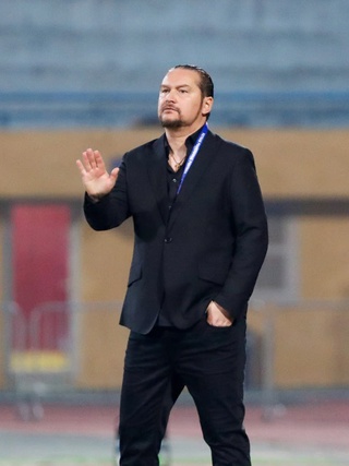 'Quái kiệt' Popov phải đối đầu đội bóng gai góc do chính mình tạo nên