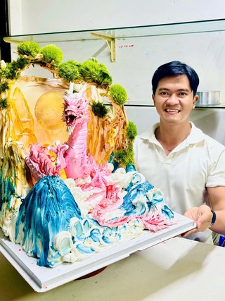 Chàng trai gây chú ý với bánh kem 12 con giáp, có mẫu giá 5 triệu đồng