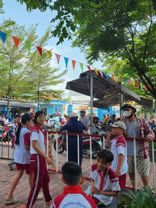 Học sinh Trường Bình Quới Tây nghi ngộ độc thực phẩm: Salmonella là gì, ủ bệnh bao lâu?