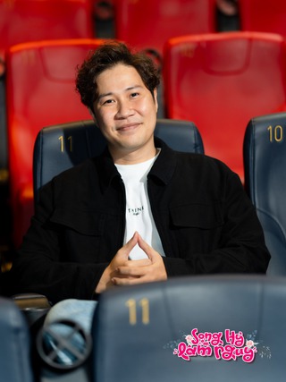 'Song hỷ lâm nguy' gặp 'nguy', đạo diễn nói gì?