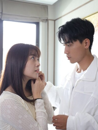 Cặp đôi chính ‘Vì mẹ anh phán chia tay’ nói về tin đồn ‘phim giả tình thật’