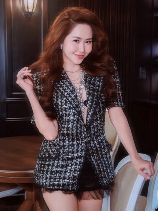 'Cô Thắm' Tường Vi: Muốn sống vui vẻ, chưa nghĩ đến chuyện lấy chồng