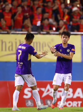 Gương mặt ‘lạ’ cực hay, Hoàng Hên lại rực rỡ: Hà Nội đánh bại Ninh Bình ở cuộc đấu trí đỉnh cao