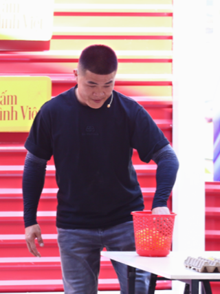 Vì sao 'nam vương boxing' Trương Đình Hoàng quyết tham gia show thực tế dù chấn thương?